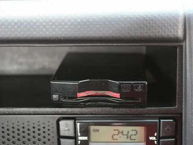 いすゞ エルフ 小型 平ボディ TPG-NJR85A H27の中古トラック画像11