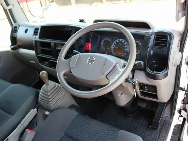 日産 アトラス 小型 平ボディ パワーゲート CBF-SQ2F24の中古トラック画像10