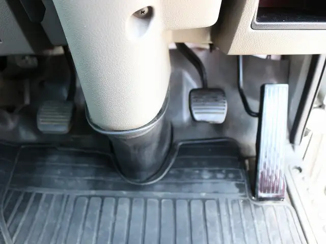 日産 アトラス 小型 平ボディ パワーゲート CBF-SQ2F24の中古トラック画像14