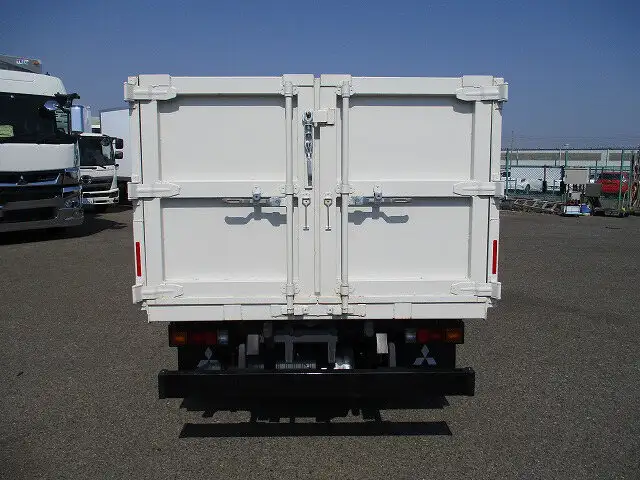 三菱 キャンター 小型 ダンプ 土砂禁 2RG-FBA60の中古トラック画像5