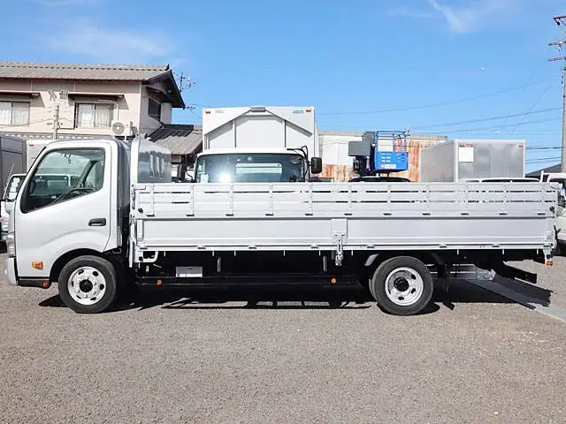 日野 デュトロ 小型 平ボディ 床鉄板 TKG-XZU722Mの中古トラック画像6