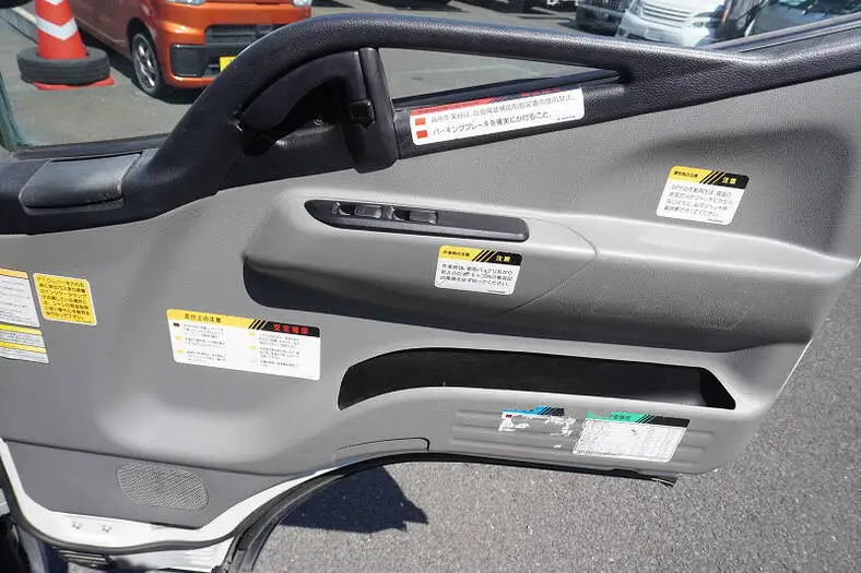 三菱 キャンター 小型 高所・建柱車 高所作業車 電工仕様の中古トラック画像15