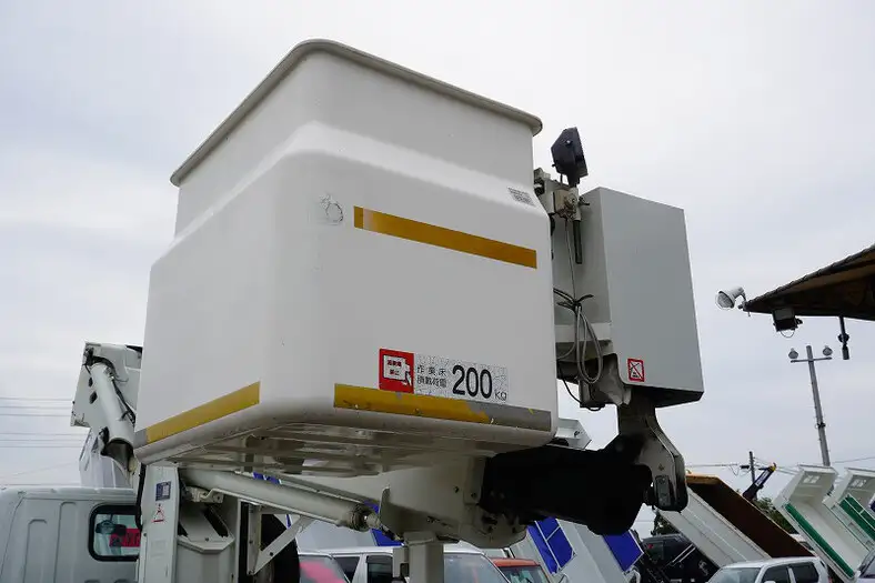 三菱 キャンター 小型 高所・建柱車 高所作業車 電工仕様の中古トラック画像5