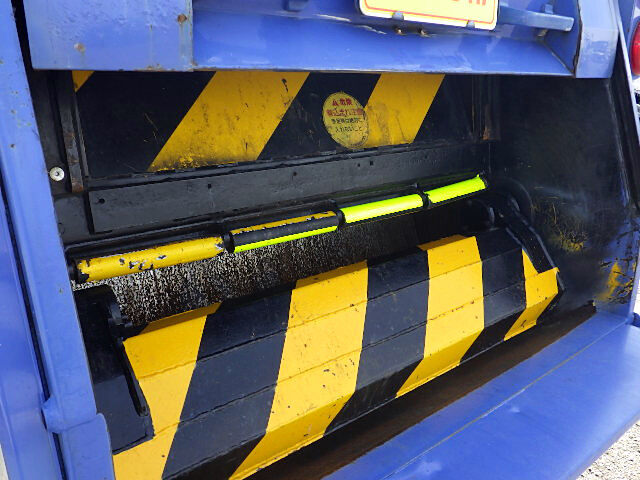 日野 デュトロ 小型 パッカー車 巻き込み式 回転ダンプ式｜画像4