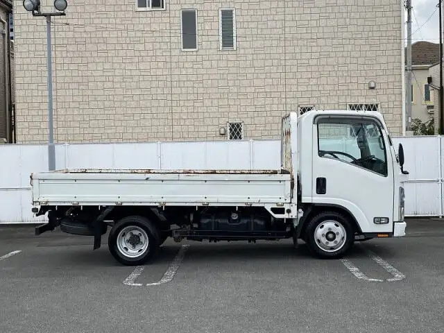 いすゞ エルフ 小型 平ボディ BKG-NMR85R H22の中古トラック画像2