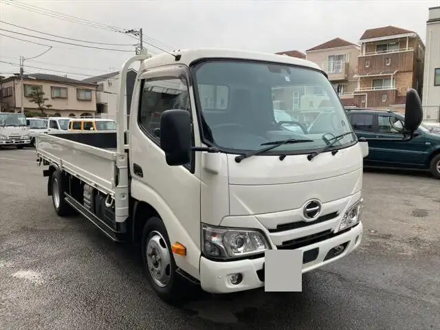 日野 デュトロ 小型 平ボディ 2RG-XZU655M R3の中古トラック画像3