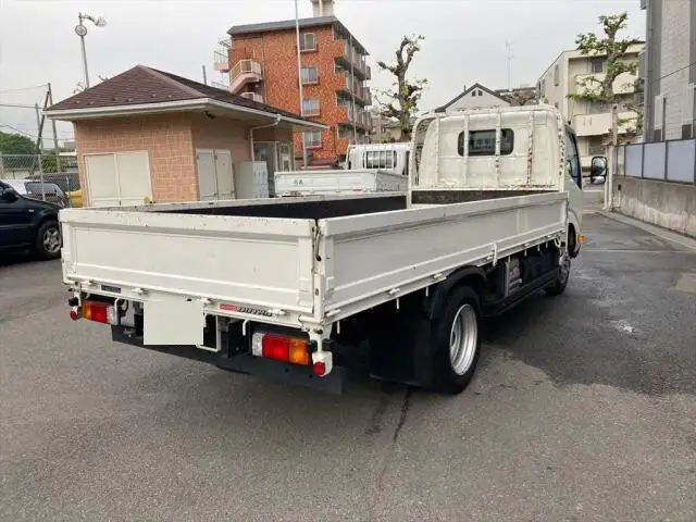 日野 デュトロ 小型 平ボディ 2RG-XZU655M R3の中古トラック画像4