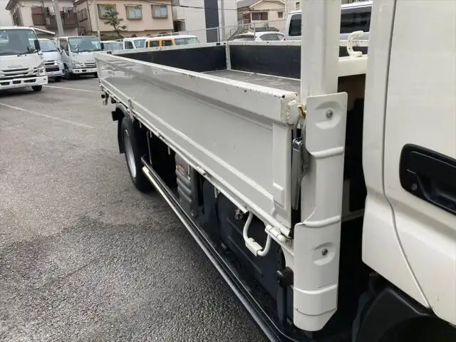 日野 デュトロ 小型 平ボディ 2RG-XZU655M R3の中古トラック画像13