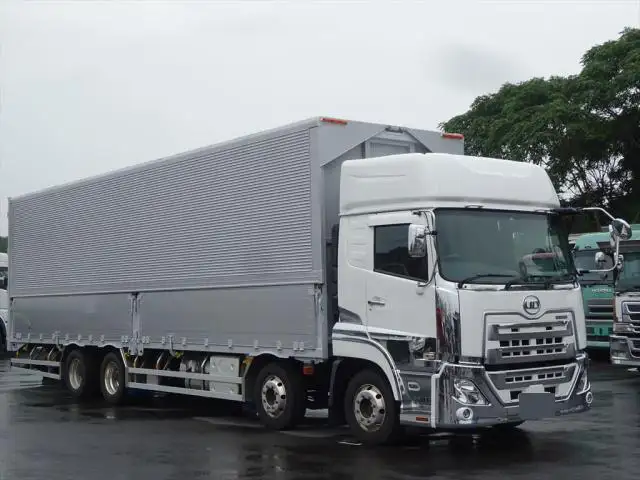 日産UD クオン 大型 ウイング パワーゲート ハイルーフの中古トラック画像2