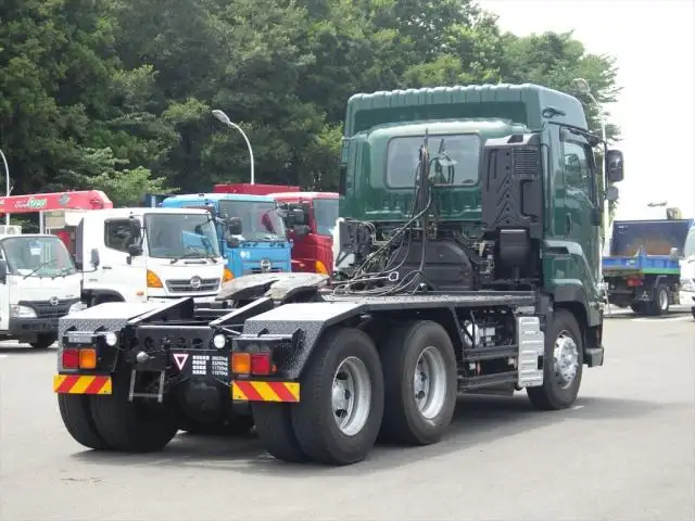 いすゞ ギガ 大型 トラクター ハイルーフ 2デフの中古トラック画像4