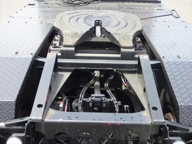 いすゞ ギガ 大型 トラクター ハイルーフ 2デフの中古トラック画像16