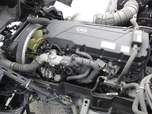 日産UD クオン 大型 ウイング ハイルーフ ベッドの中古トラック画像19