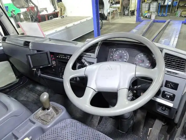 三菱 ファイター 中型/増トン ウイング パワーゲート PDG-FK71Dの中古トラック画像13
