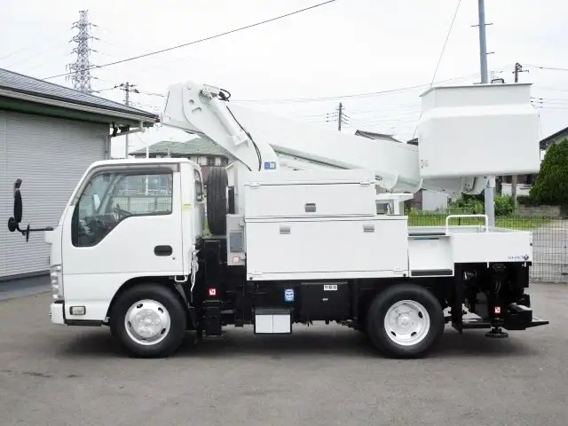 いすゞ エルフ 小型 高所・建柱車 高所作業車 SKG-NKR85ANの中古トラック画像4
