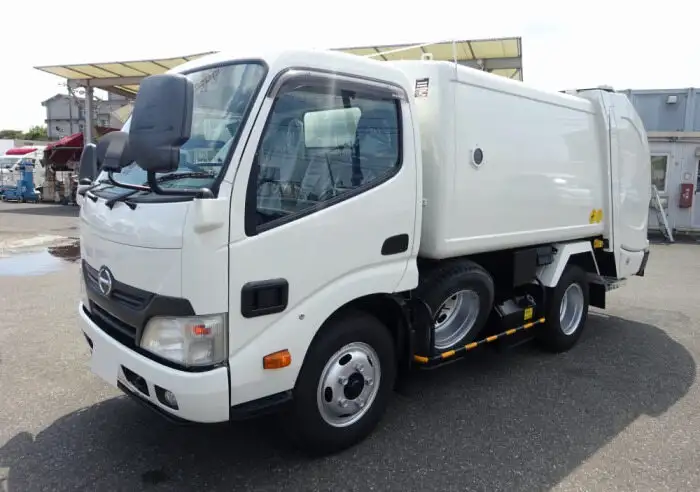 日野 デュトロ 小型 パッカー車 回転ダンプ式 TKG-XZU600Xの中古トラック画像1