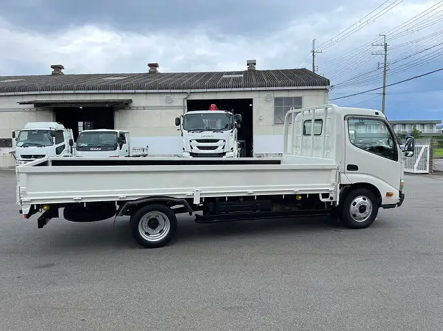 トヨタ トヨエース 小型 平ボディ SKG-XZU655 H23の中古トラック画像2