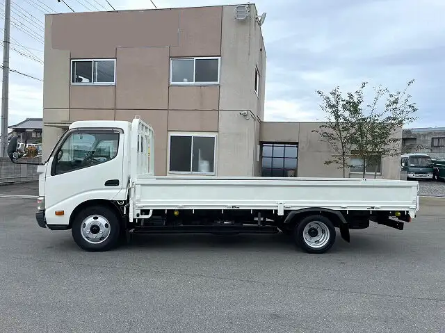 トヨタ トヨエース 小型 平ボディ SKG-XZU655 H23の中古トラック画像6