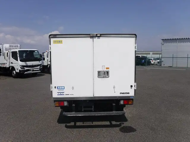 マツダ ボンゴ 小型 冷凍冷蔵 中温 サイドドアの中古トラック画像6