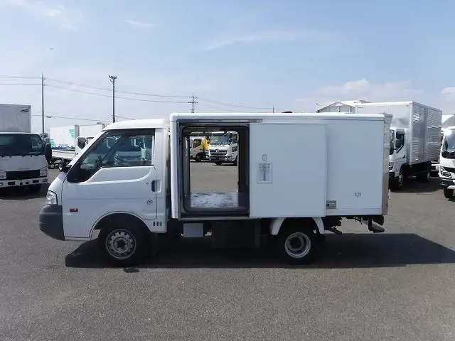 マツダ ボンゴ 小型 冷凍冷蔵 中温 サイドドアの中古トラック画像11