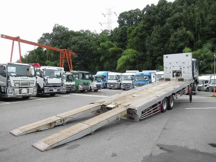 いすゞ ギガ 大型 車両重機運搬 ラジコン ウインチの中古トラック画像4