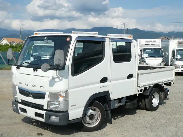 三菱 キャンター 小型 平ボディ Wキャブ TPG-FBA00の中古トラック画像1