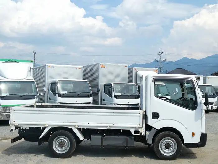 日産 アトラス 小型 平ボディ TKG-SZ5F24 H28の中古トラック画像4