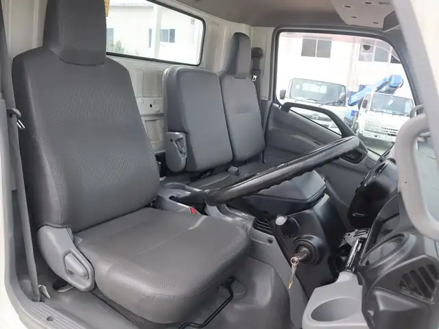 日野 デュトロ 小型 平ボディ ワイドロング SKG-XZU710M の中古 日野 デュトロ 小型 平ボディ ワイドロング SKG-XZU710M の中古