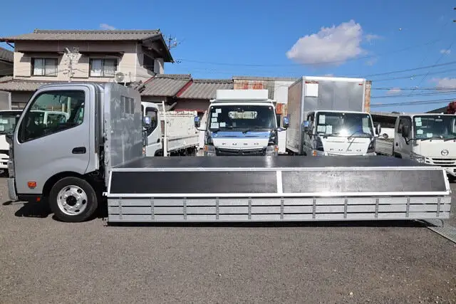 日野 デュトロ 小型 平ボディ 床鉄板 TKG-XZU722Mの中古トラック画像7