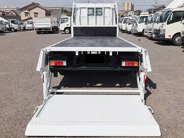 三菱 キャンター 小型 平ボディ パワーゲート TPG-FEA50の中古トラック画像10