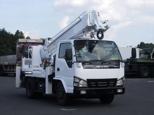 いすゞ エルフ 小型 高所・建柱車 建柱車 PB-NKR81Nの中古トラック画像2