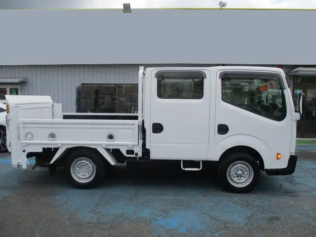 日産 アトラス 小型 平ボディ Wキャブ パワーゲートの中古トラック画像3