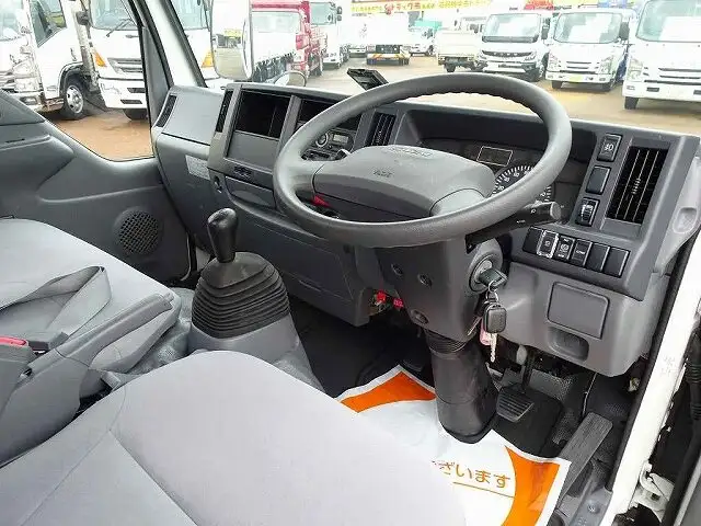 いすゞ エルフ 小型 平ボディ TRG-NJR85A H28の中古トラック画像6
