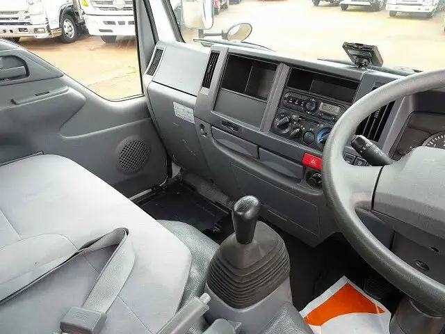いすゞ エルフ 小型 平ボディ TRG-NJR85A H28の中古トラック画像9