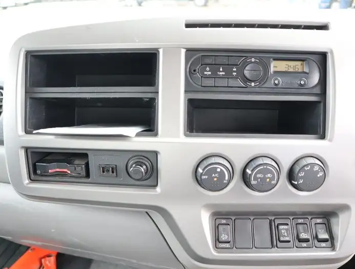 日産UD コンドル 中型/増トン 平ボディ ベッド TKG-MK38Lの中古トラック画像10