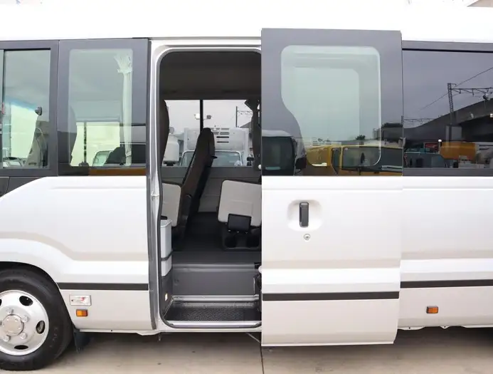トヨタ コースター 小型 バス マイクロバス 2DG-XZB70の中古トラック画像5
