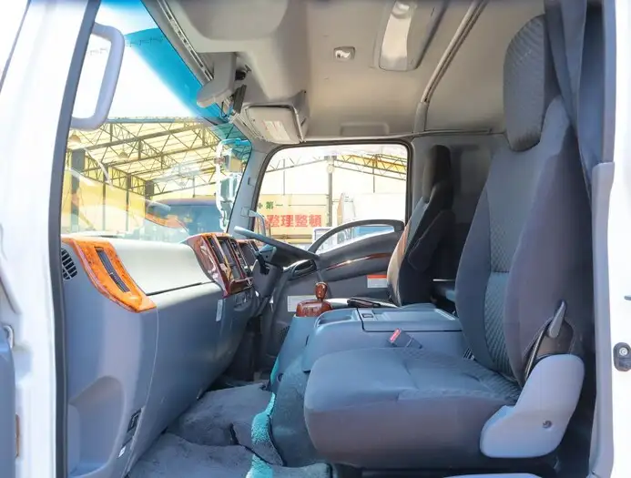 日産UD コンドル 中型/増トン 平ボディ アルミブロック エアサスの中古トラック画像10