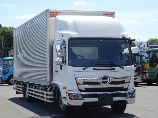 日野 レンジャー 中型/増トン アルミバン エアサス ベッドの中古トラック画像2