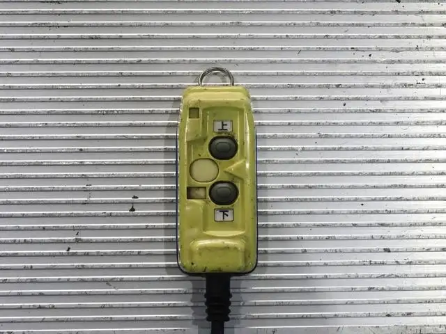 三菱 キャンター 小型 ウイング パワーゲート 床鉄板の中古トラック画像10
