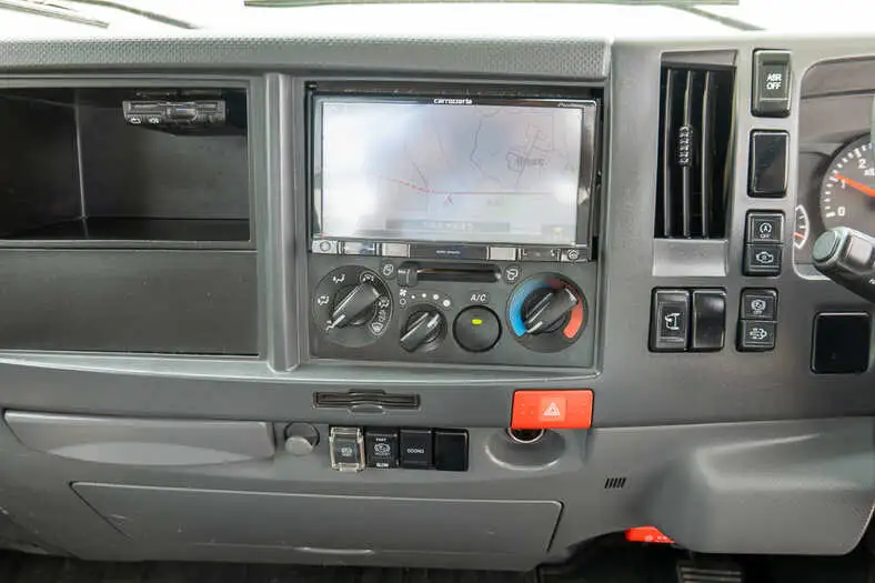 いすゞ エルフ 小型 クレーン付 6段 ラジコンの中古トラック画像15