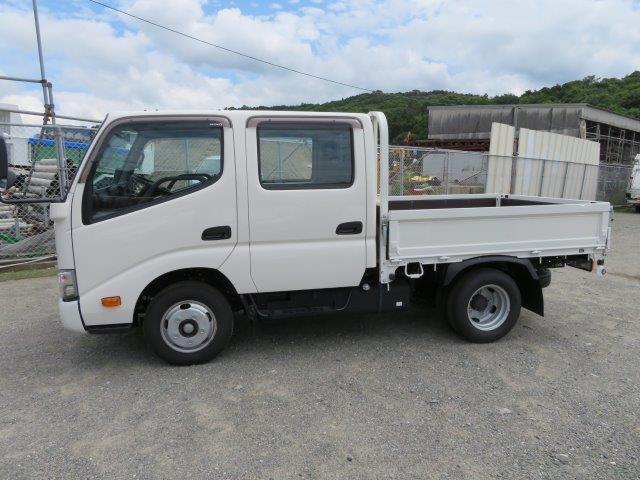 日野 デュトロ 小型 平ボディ Wキャブ(ダブルキャブ) 2RG-XZU605M｜画像8