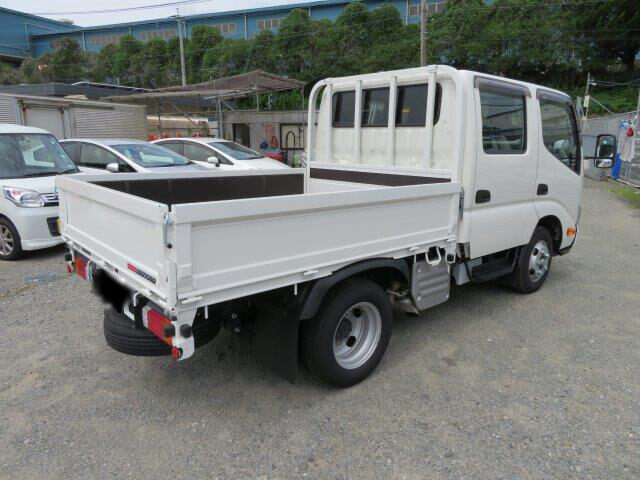 日野 デュトロ 小型 平ボディ Wキャブ(ダブルキャブ) 2RG-XZU605M｜画像5