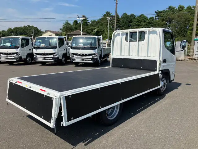 三菱 キャンター 小型 平ボディ 2RG-FBA20 R5の中古トラック画像4