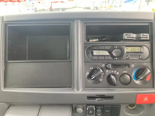 いすゞ エルフ 小型 平ボディ 2RG-NPR88AR H31/R1の中古トラック画像10