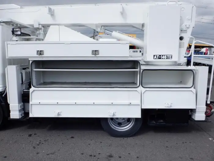 いすゞ エルフ 小型 高所・建柱車 高所作業車 電工仕様の中古トラック画像9