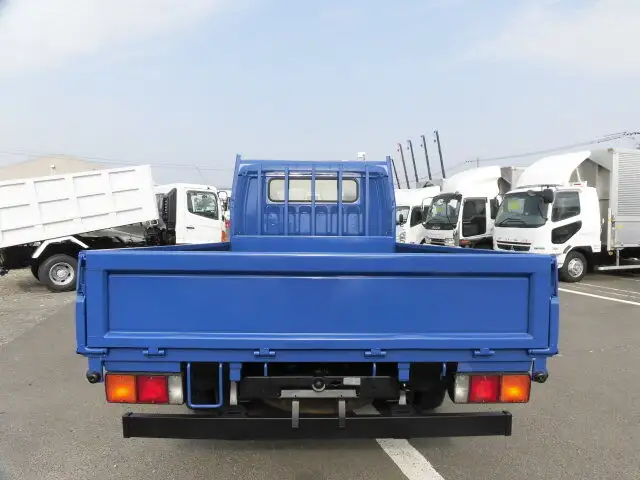 三菱 キャンター 小型 平ボディ Wキャブ 床鉄板の中古トラック画像2