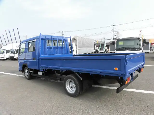 三菱 キャンター 小型 平ボディ Wキャブ 床鉄板の中古トラック画像3