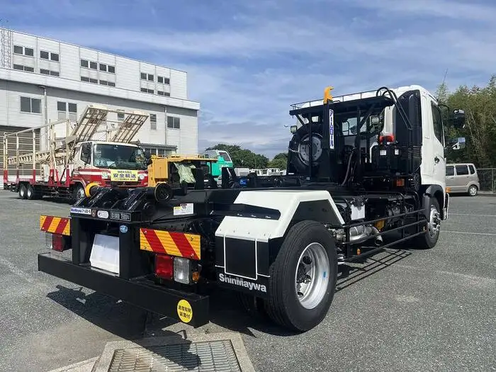 三菱 キャンター 小型 平ボディ 2RG-FEB50 R5の中古トラック画像3