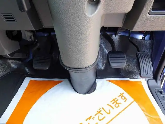 三菱 キャンター 小型 平ボディ Wキャブ TKG-BSZ5F24の中古トラック画像9