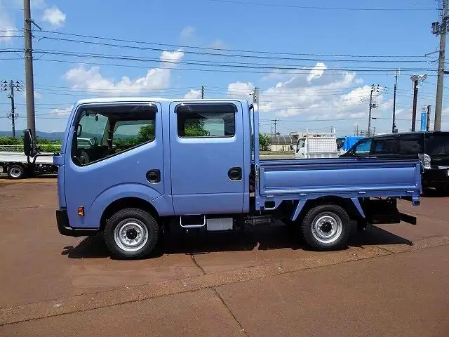 三菱 キャンター 小型 平ボディ Wキャブ TKG-BSZ5F24の中古トラック画像2