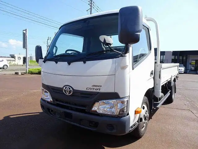 トヨタ ダイナ 小型 平ボディ TKG-XZU685 H28の中古トラック画像1